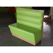 綠色皮革板式軟包卡座沙發